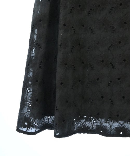 PAUL STUART Knee length skirts