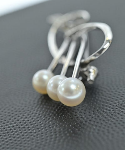 MIKIMOTO Brooches/Corsages