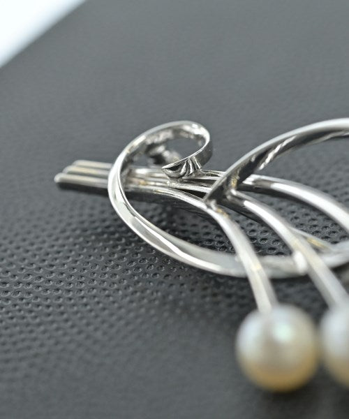 MIKIMOTO Brooches/Corsages