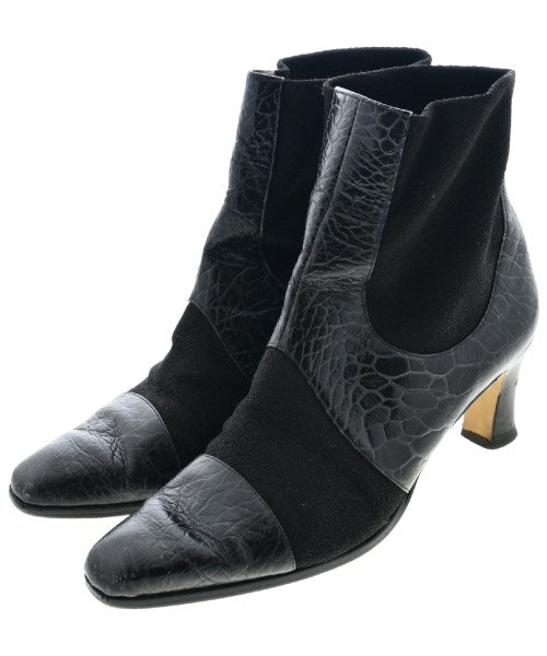 Guy Laroche Boots