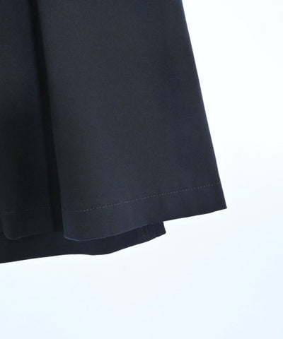 Dress Apt. Knee length skirts