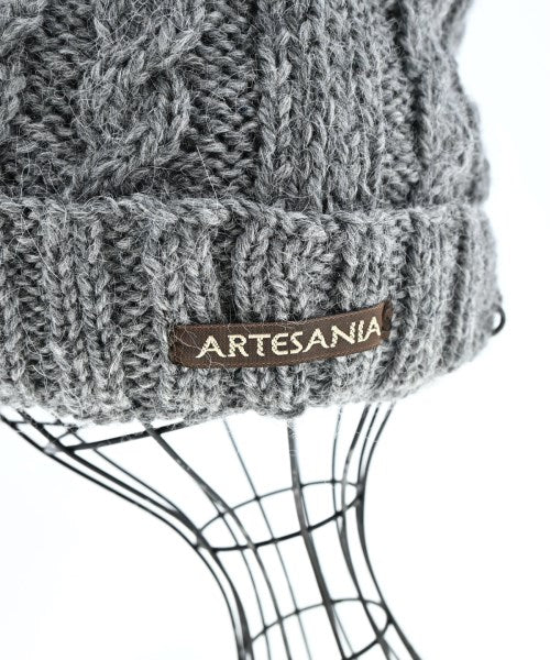 ARTESANIA Knitted caps/Beanie