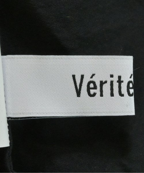 Veritecoeur Casual shirts