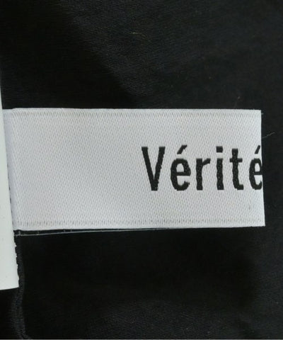 Veritecoeur Casual shirts