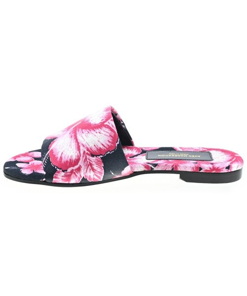 AVEC MODERATION Sandals