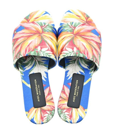 AVEC MODERATION Sandals