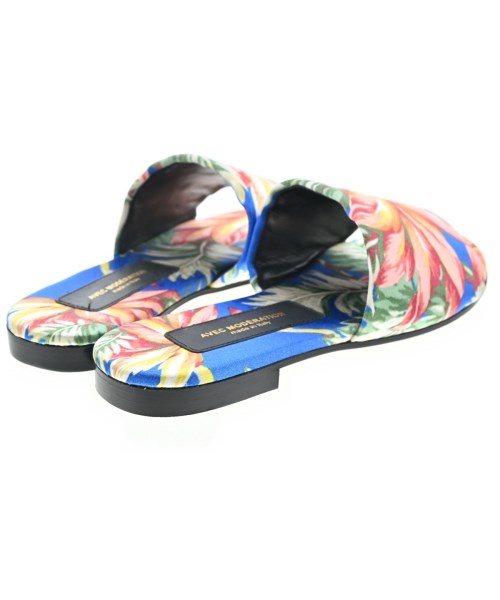 AVEC MODERATION Sandals