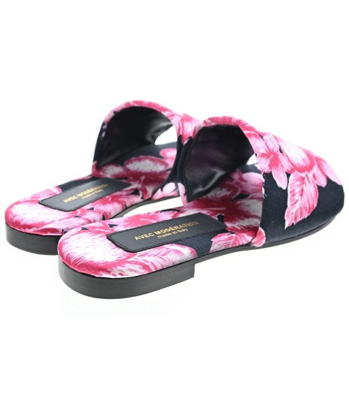 AVEC MODERATION Sandals