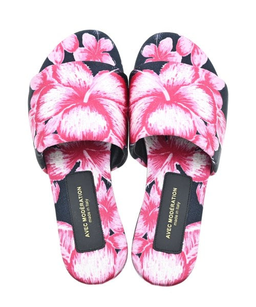 AVEC MODERATION Sandals