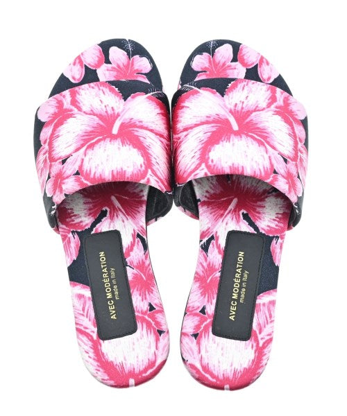 AVEC MODERATION Sandals