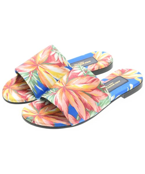 AVEC MODERATION Sandals