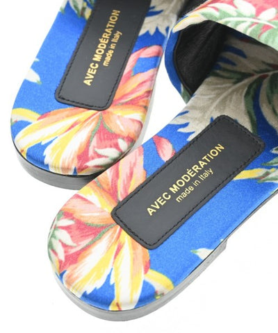 AVEC MODERATION Sandals