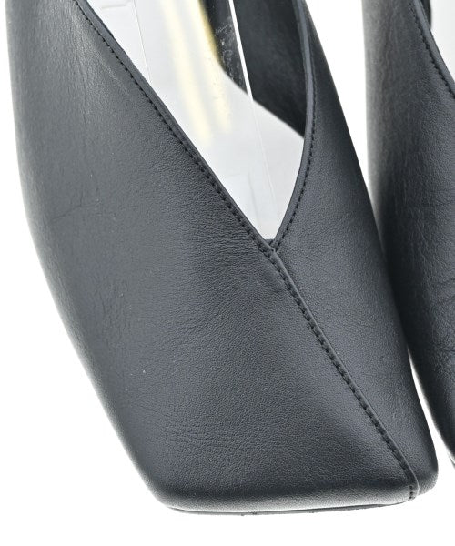 FLAT APARTMENT Pumps/Heels