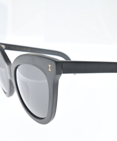 Illesteva Sun glasses