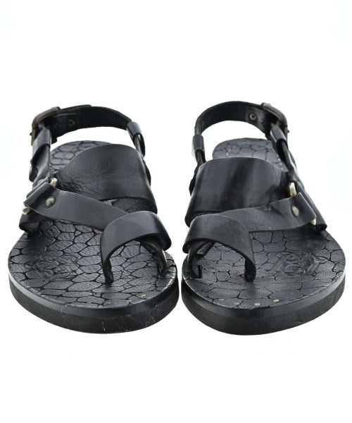 nil admirari Sandals