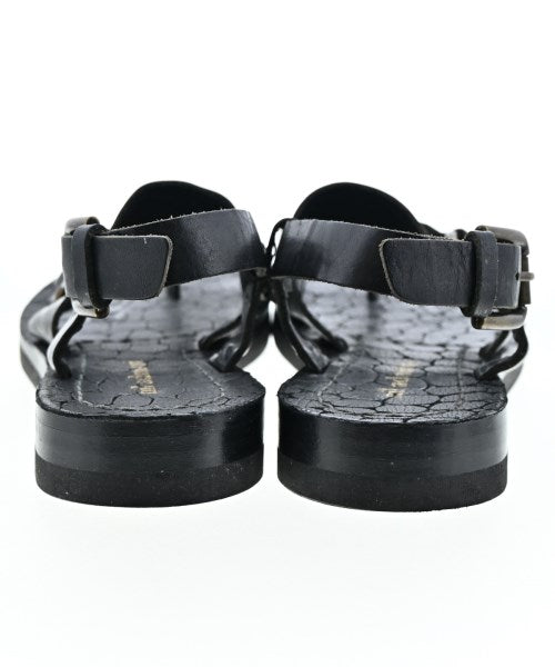 nil admirari Sandals