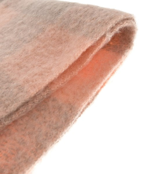 SMELLY Winter scarves