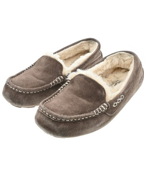 UGG Dress shoes/Loafers