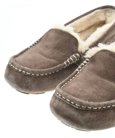UGG Dress shoes/Loafers
