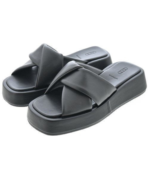 Quartierglam Sandals