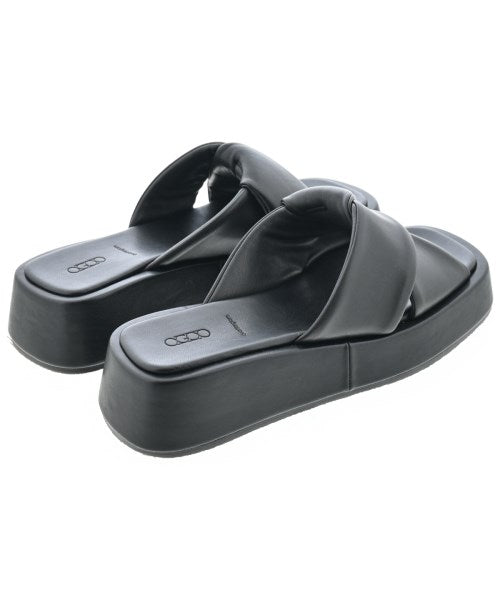 Quartierglam Sandals