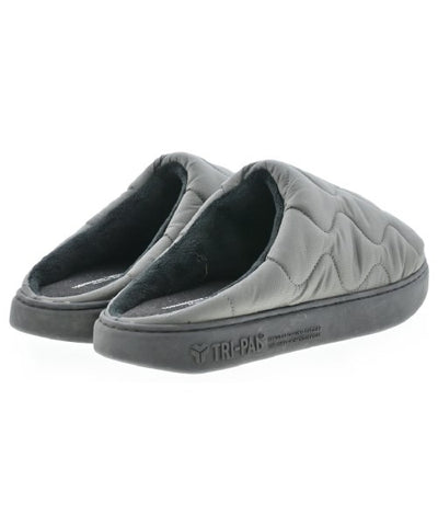 TOSHINOSUKE TAKEGAHARA Sandals