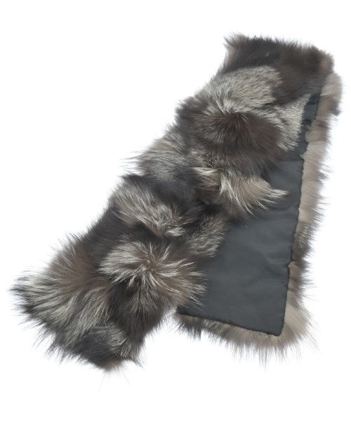 SAGA FURS Stoles