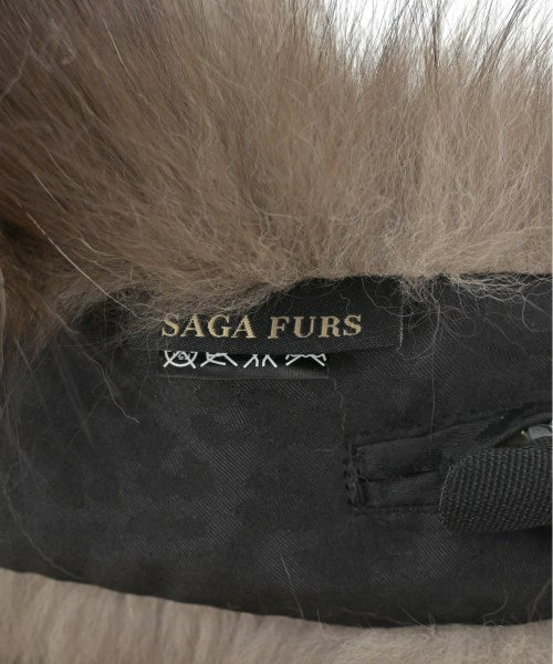 SAGA FURS Winter scarves
