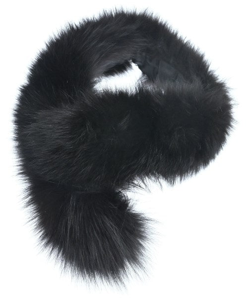 SAGA FURS Winter scarves