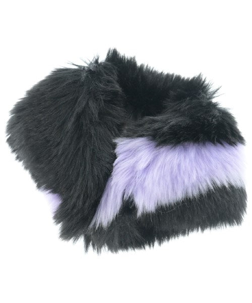 CHARLOTTE SIMONE Winter scarves