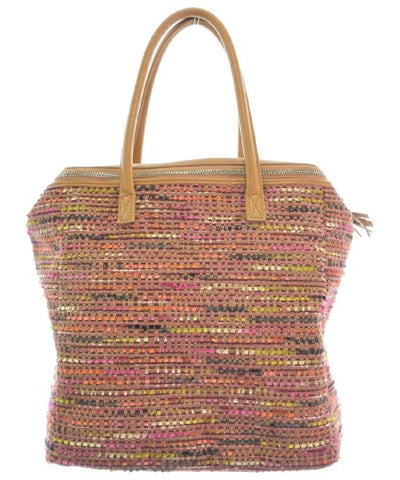 the dilettante Totes