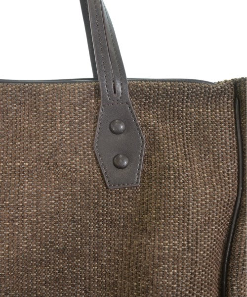 The Dilettante Totes