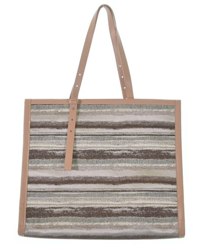 the dilettante Totes