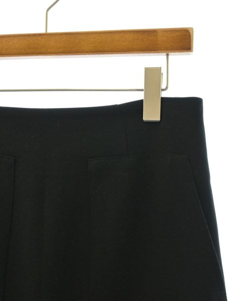 Loana Long/Maxi length skirts