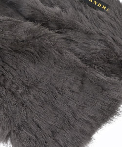 LOUANDREA Winter scarves