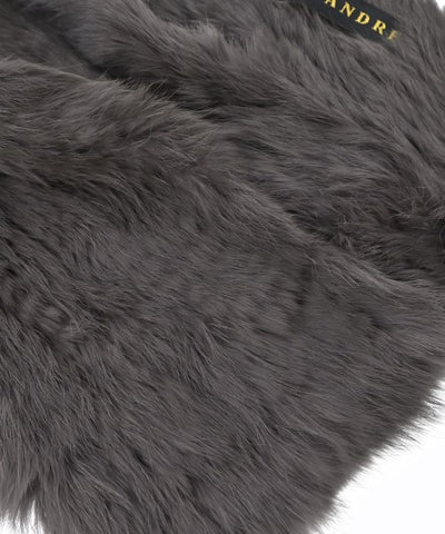 LOUANDREA Winter scarves