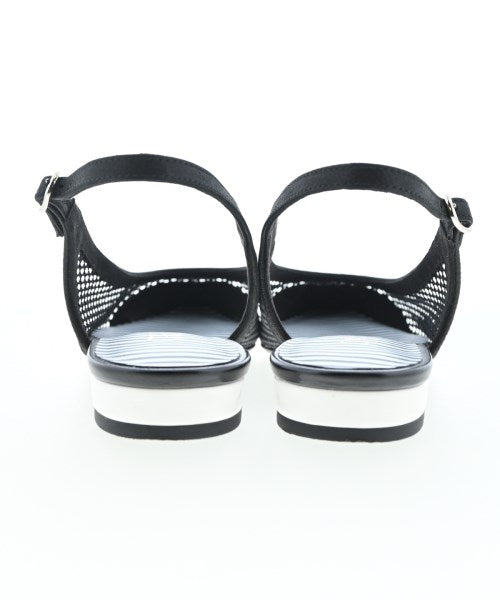 Vue Sandals