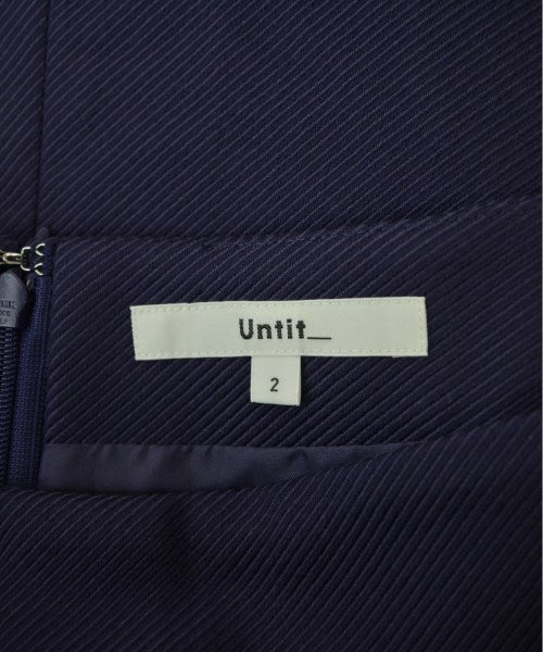 Untit_ Knee length skirts