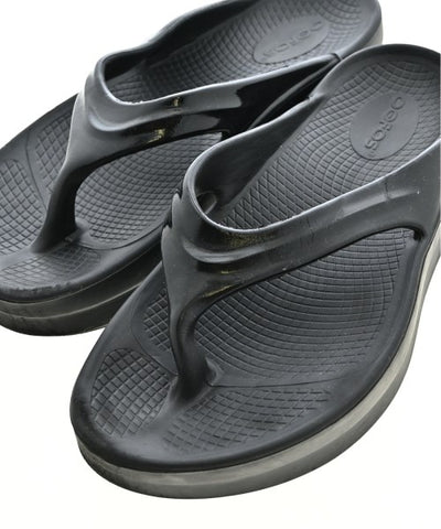 OOFOS Sandals