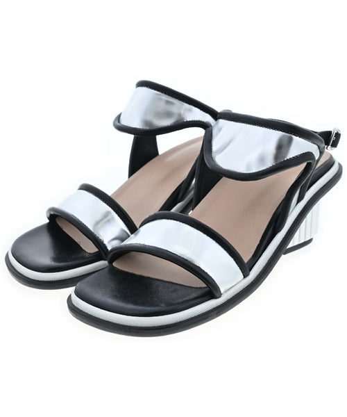 PLAN C Sandals