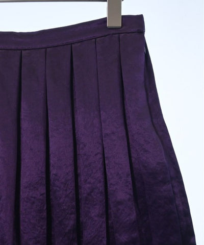 PLAN C Knee length skirts