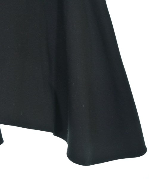 PLAN C Knee length skirts