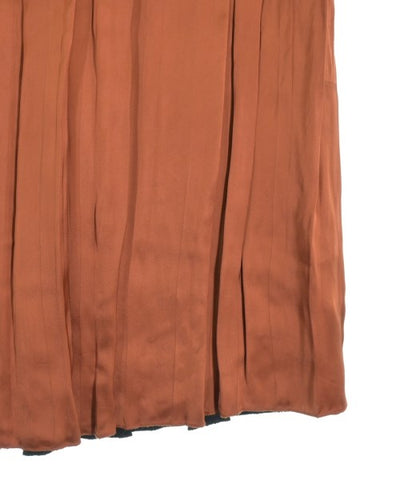 PLAN C Knee length skirts