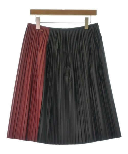 PLAN C Knee length skirts