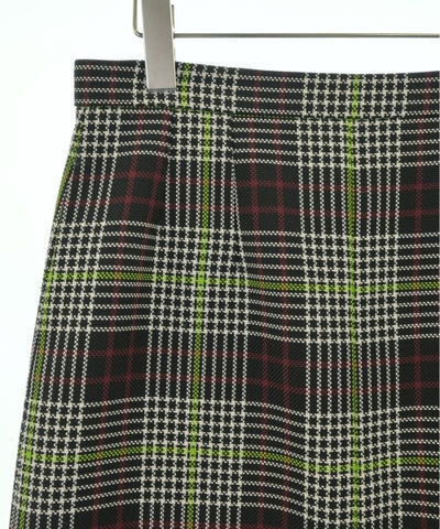 PLAN C Knee length skirts