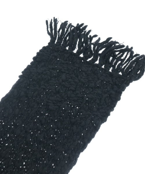 Kota Gushiken Winter scarves