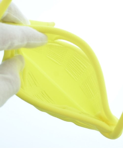 GOOD GOODS ISSEY MIYAKE Shoulder bags