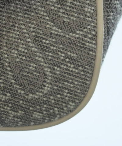 A VACATION Shoulder bags