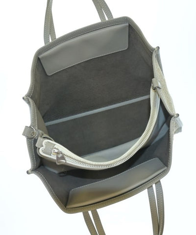 A VACATION Shoulder bags