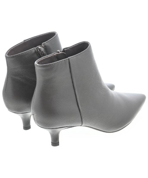 A de Vivre Booties